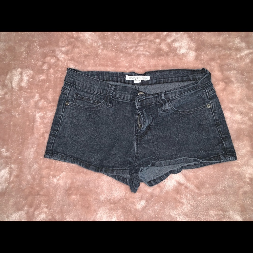 F21 Black Jean Shorts 🌟